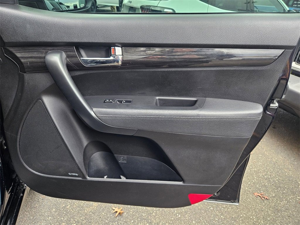 Used 2013 Kia Sorento SX w/ SX Premium Pkg image 18