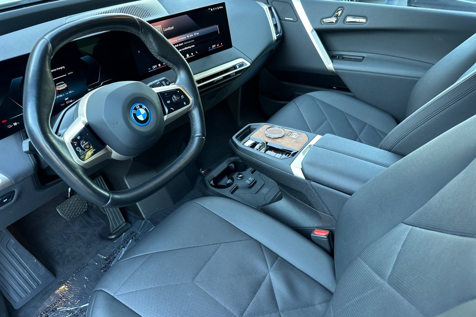 Certified 2024 BMW iX xDrive50 w/ Premium Package AWD/4WD image 11