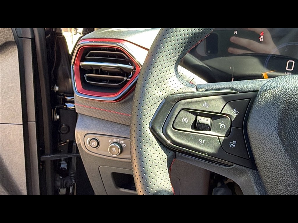 Used 2026 Chevrolet TrailBlazer RS w/ Convenience Package AWD/4WD image 13