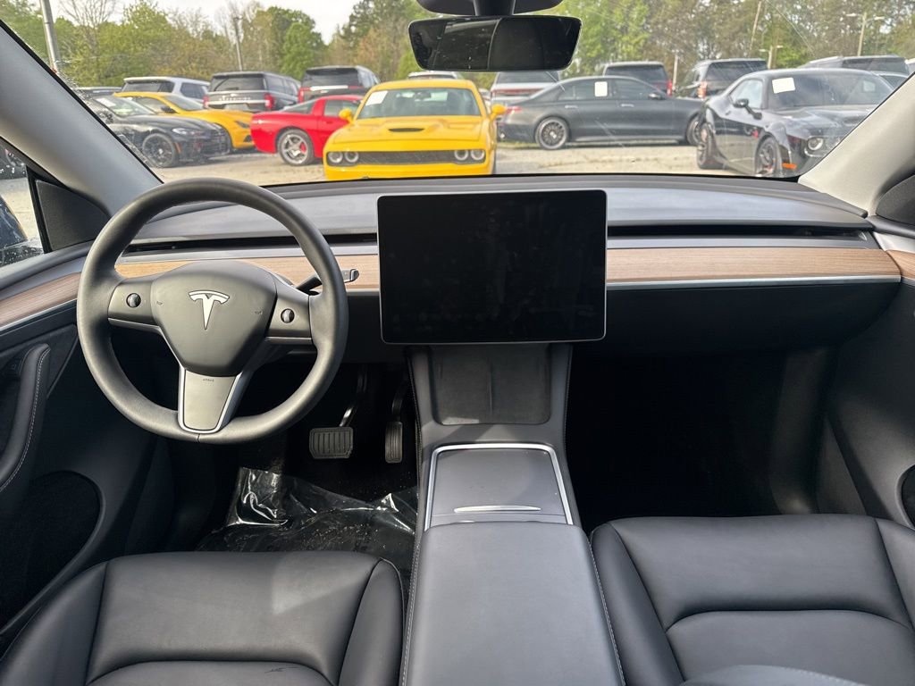 Used 2023 Tesla Model Y 2WD image 13