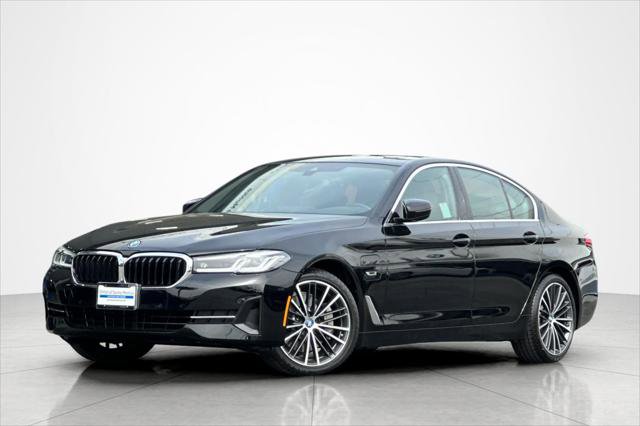 Used 2023 BMW 530e w/ Premium Package image 1