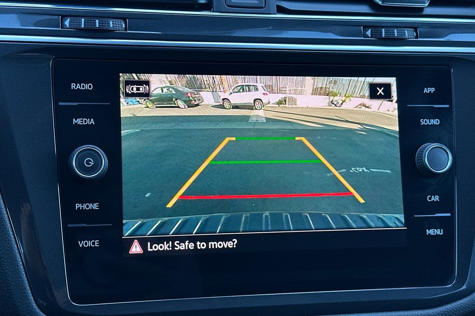 Certified 2023 Volkswagen Tiguan SE image 20