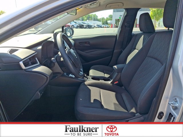 Certified 2025 Toyota Corolla LE FWD image 14