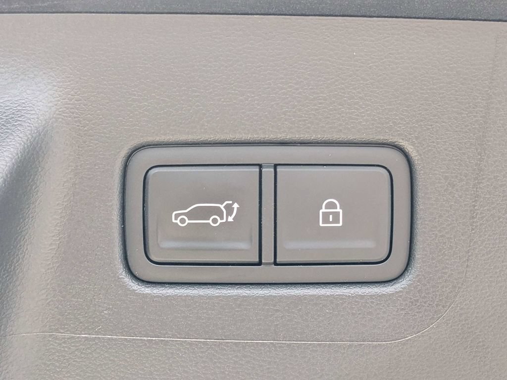 Used 2025 Hyundai Santa Fe XRT AWD/4WD image 13
