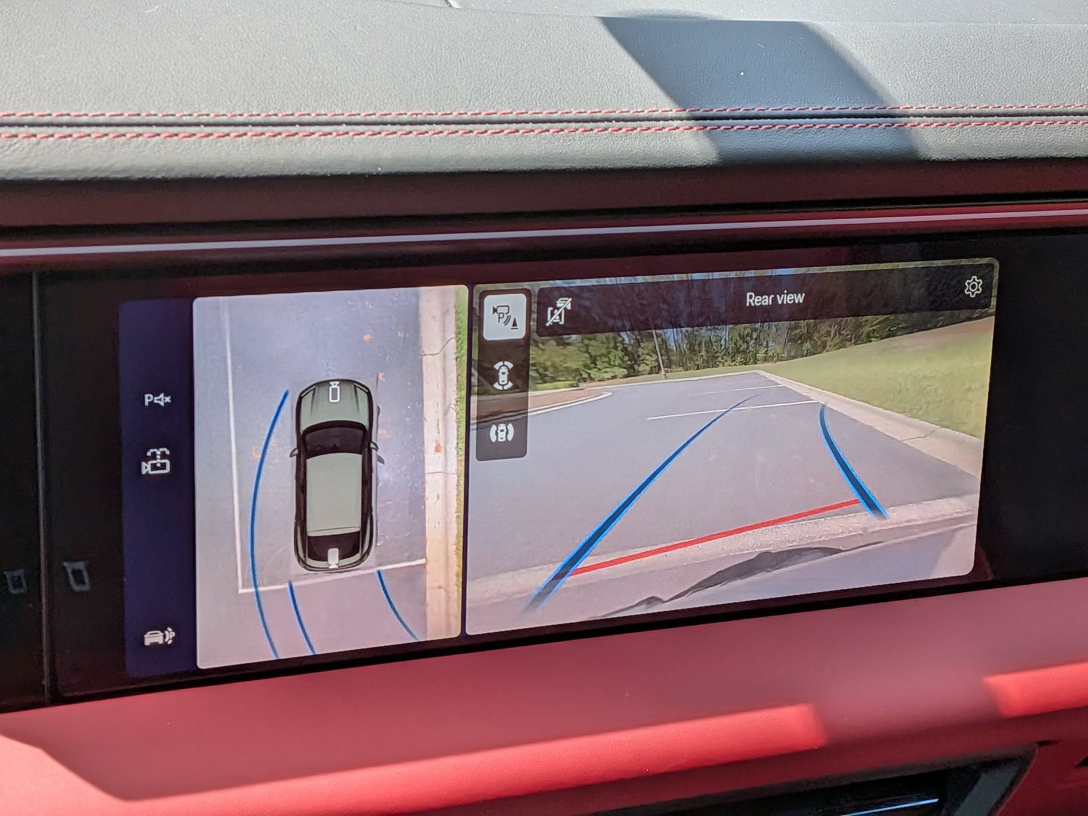 New 2026 Porsche Macan Turbo Electric AWD/4WD image 17