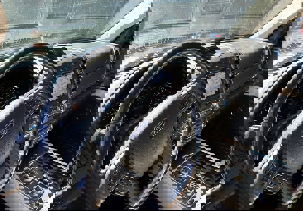 Used 2019 Ford Expedition Platinum image 15