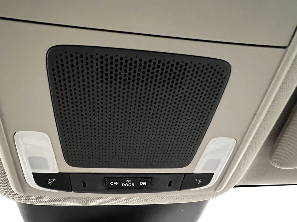 New 2025 Honda Pilot EX-L image 25