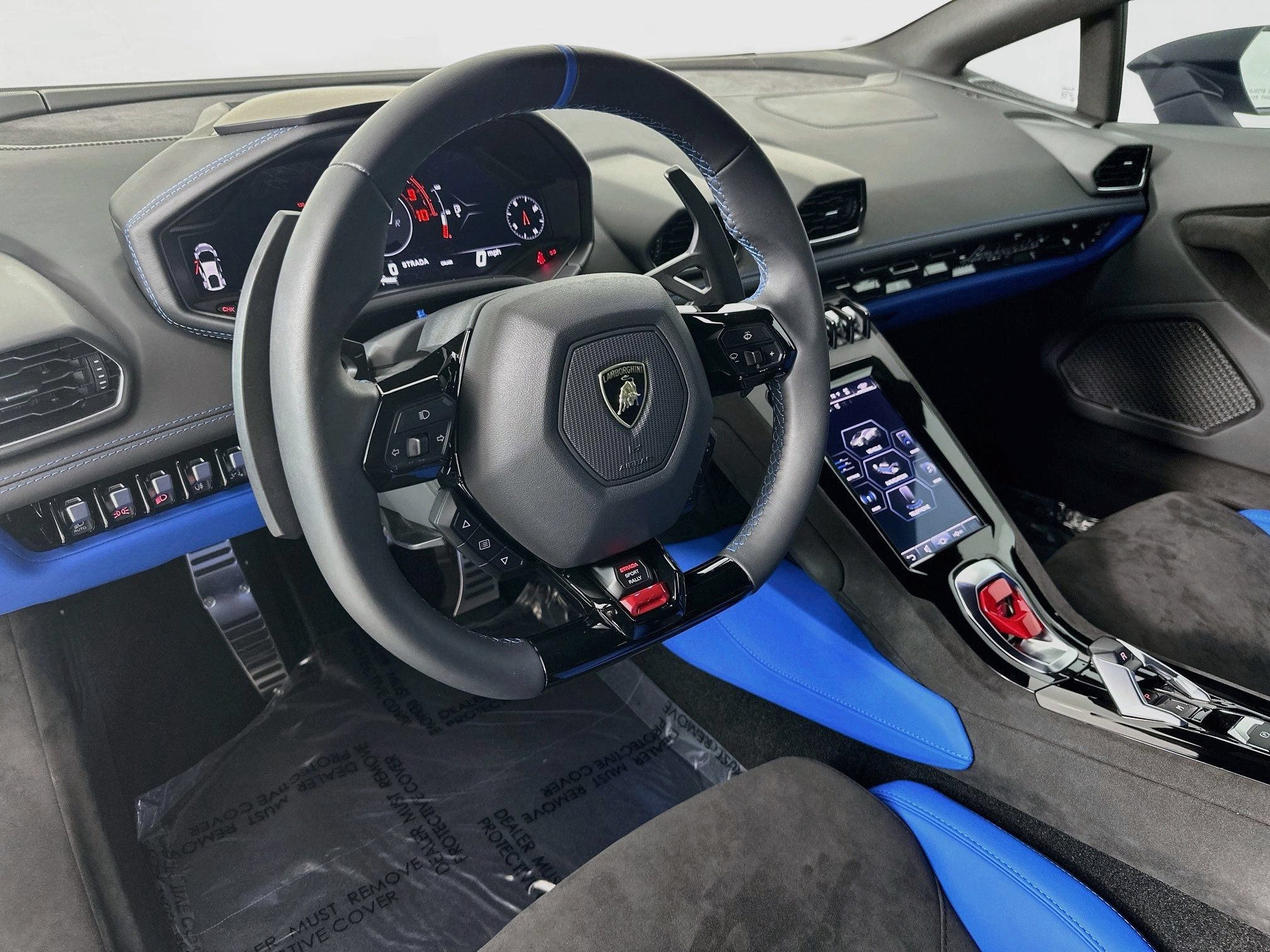 Used 2023 Lamborghini Huracan Sterrato AWD/4WD image 10