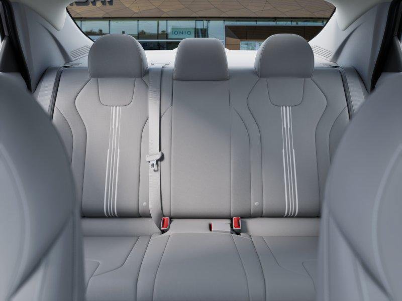 New 2026 Hyundai Elantra SEL FWD image 12
