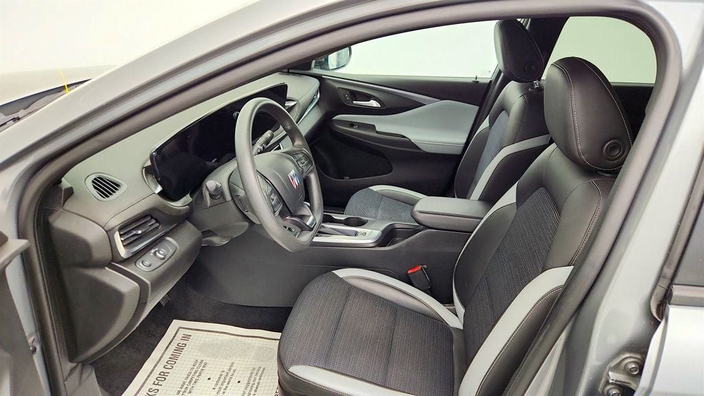 Used 2024 Buick Envista Preferred FWD image 20