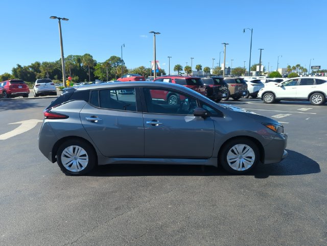 Certified 2023 Nissan Leaf S FWD image 3