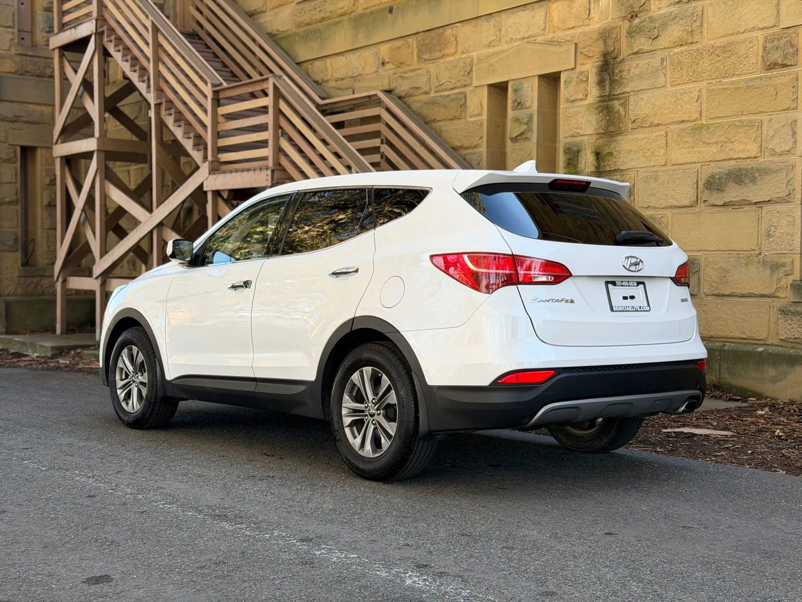 Used 2016 Hyundai Santa Fe Sport image 7