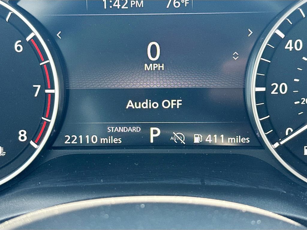 Used 2024 Nissan Rogue SV w/ SV Premium Package FWD image 12