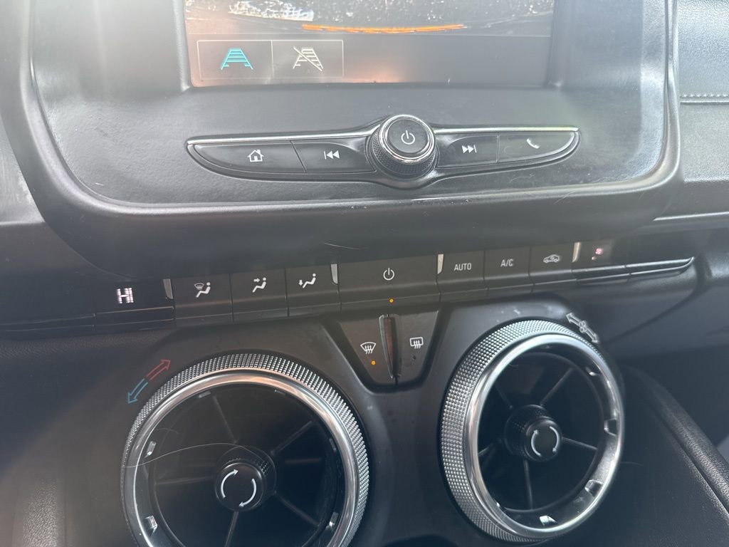 Used 2016 Chevrolet Camaro LT image 24