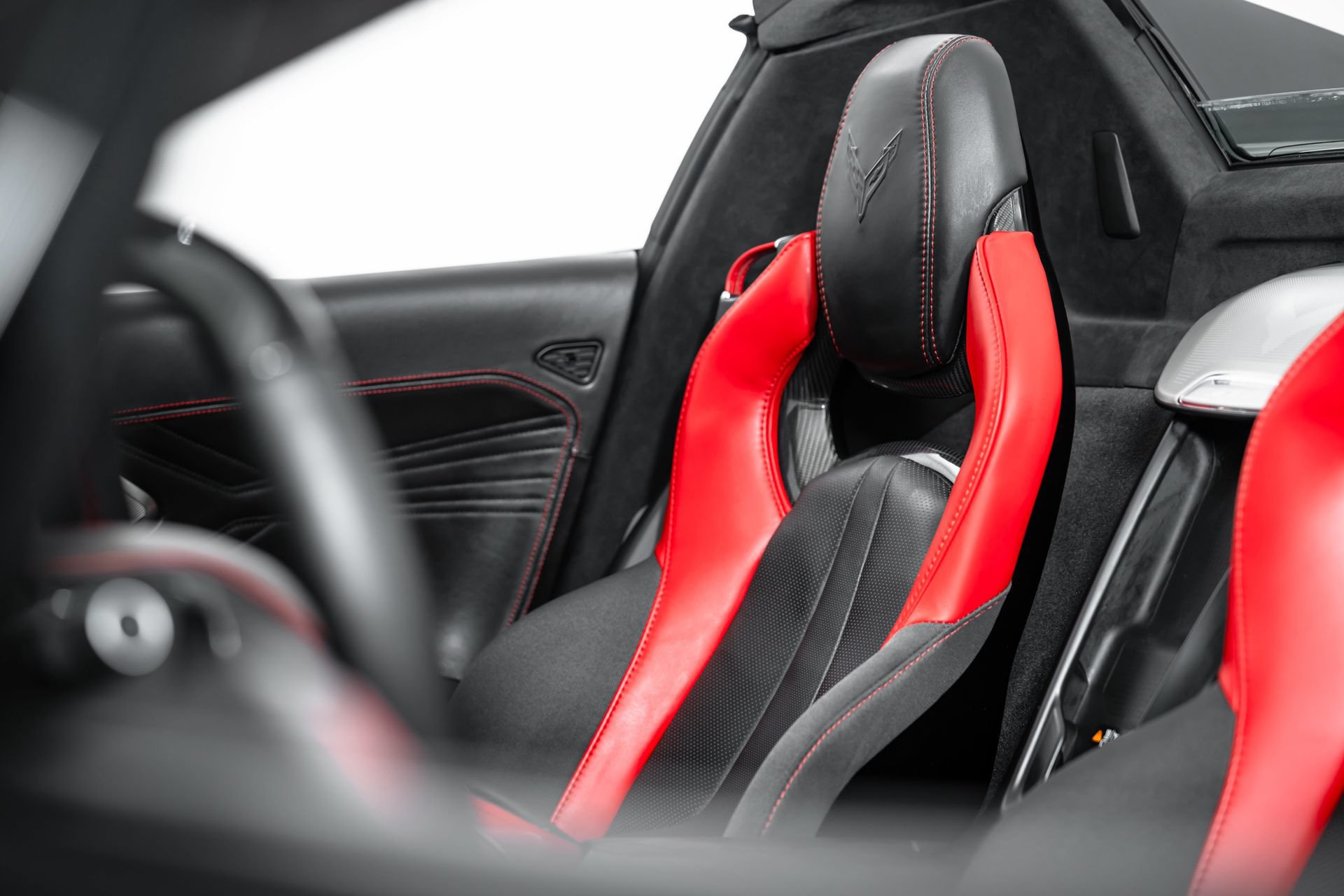Used 2024 Chevrolet Corvette Z06 RWD image 89