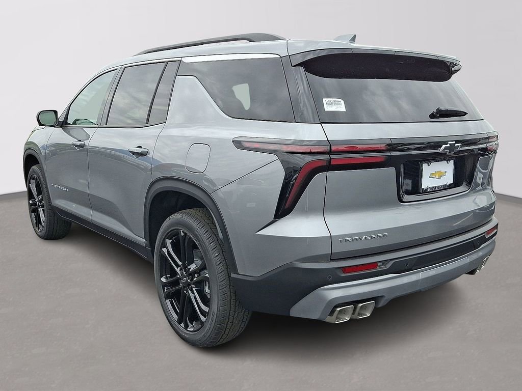 New 2026 Chevrolet Traverse LT w/ Driver Confidence Package FWD image 3
