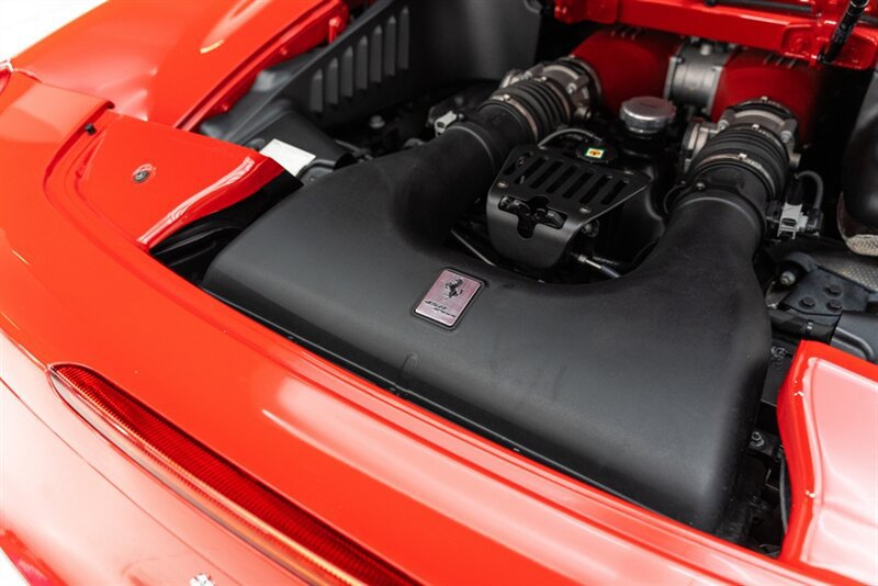 Used 2012 Ferrari 458 Spider RWD image 70