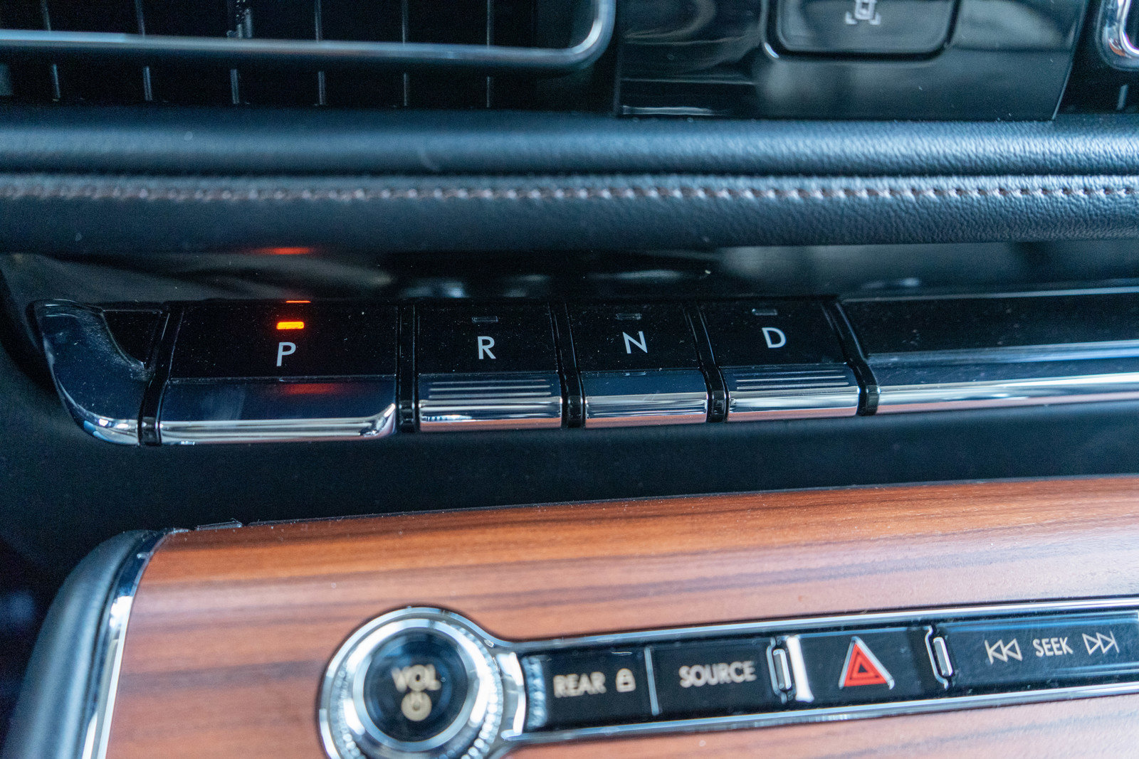 Used 2024 Lincoln Aviator Reserve image 22