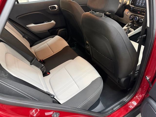 Certified 2024 Hyundai Venue SEL image 38