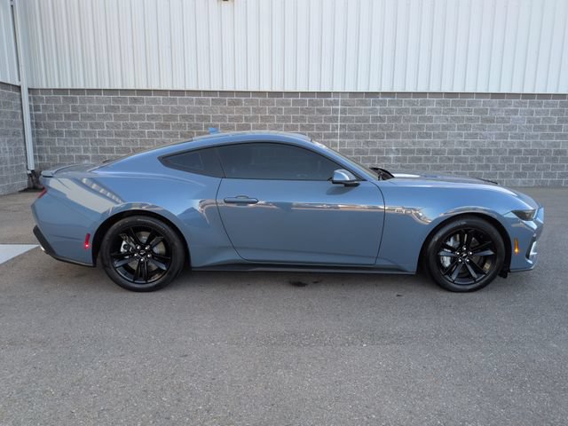 Used 2025 Ford Mustang GT RWD video 2