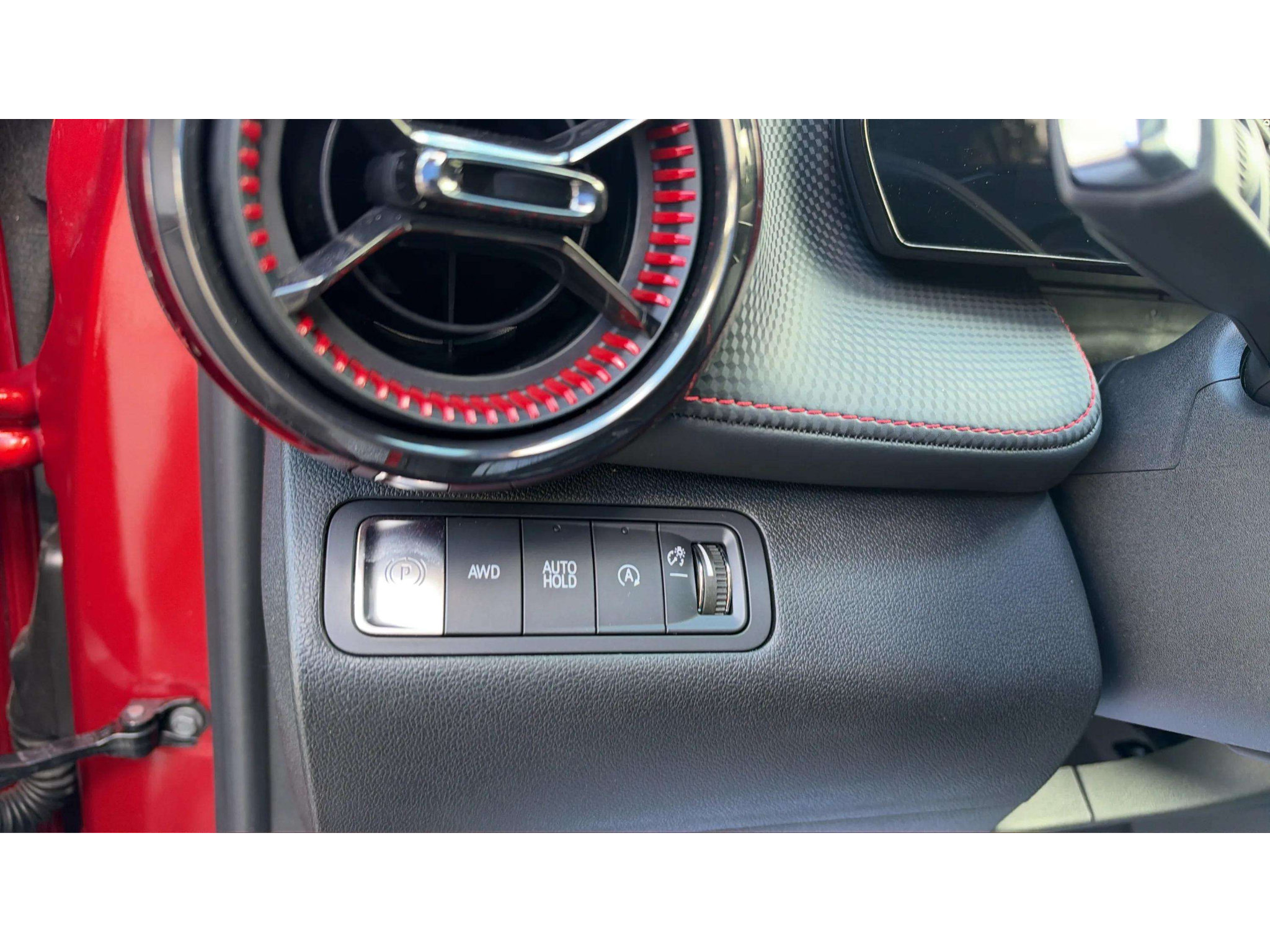 Used 2025 Chevrolet Equinox RS AWD/4WD image 19