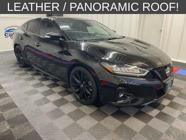 Used 2023 Nissan Maxima SR image 1