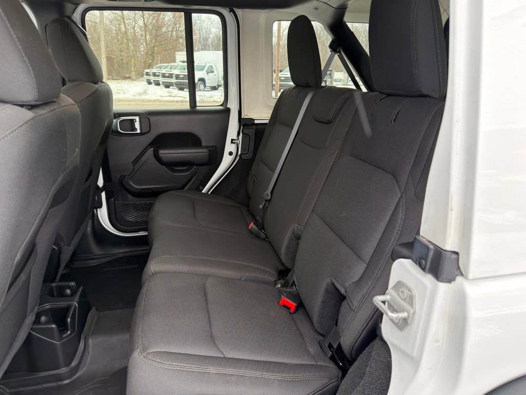 Used 2022 Jeep Wrangler Unlimited Sport image 27