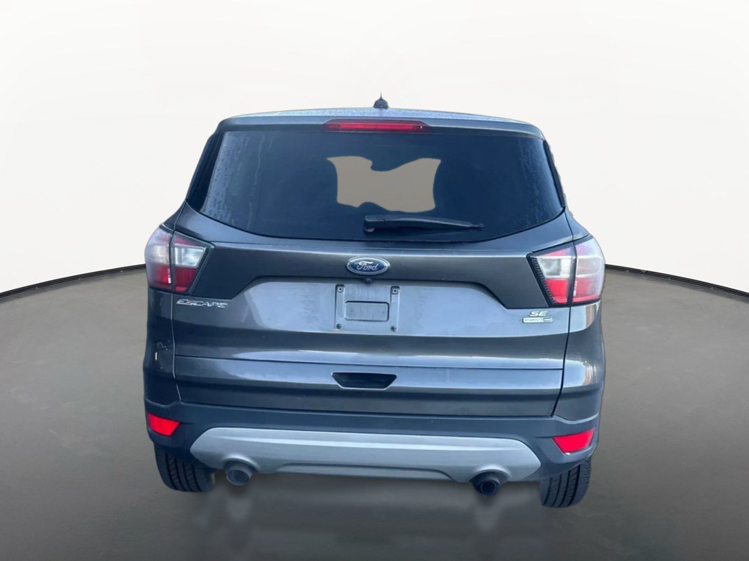 Used 2017 Ford Escape SE AWD/4WD image 4
