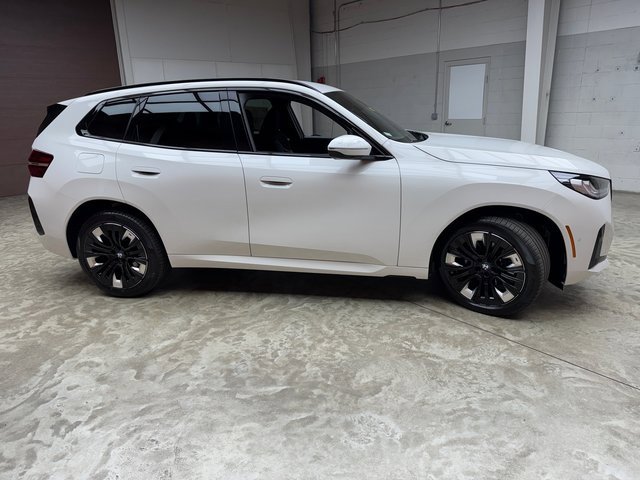 Used 2026 BMW X3 xDrive30 w/ M Sport Package image 6