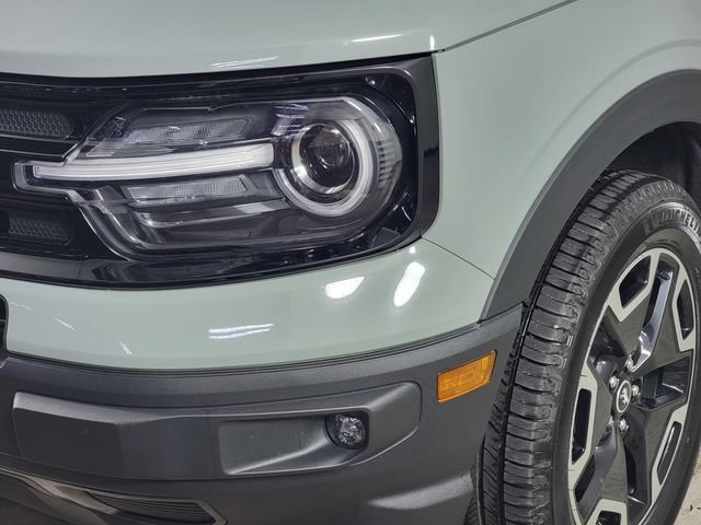 Certified 2023 Ford Bronco Sport Outer Banks AWD/4WD image 9