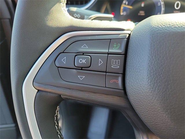 New 2025 Jeep Grand Cherokee L Laredo w/ Luxury Tech Group I image 25