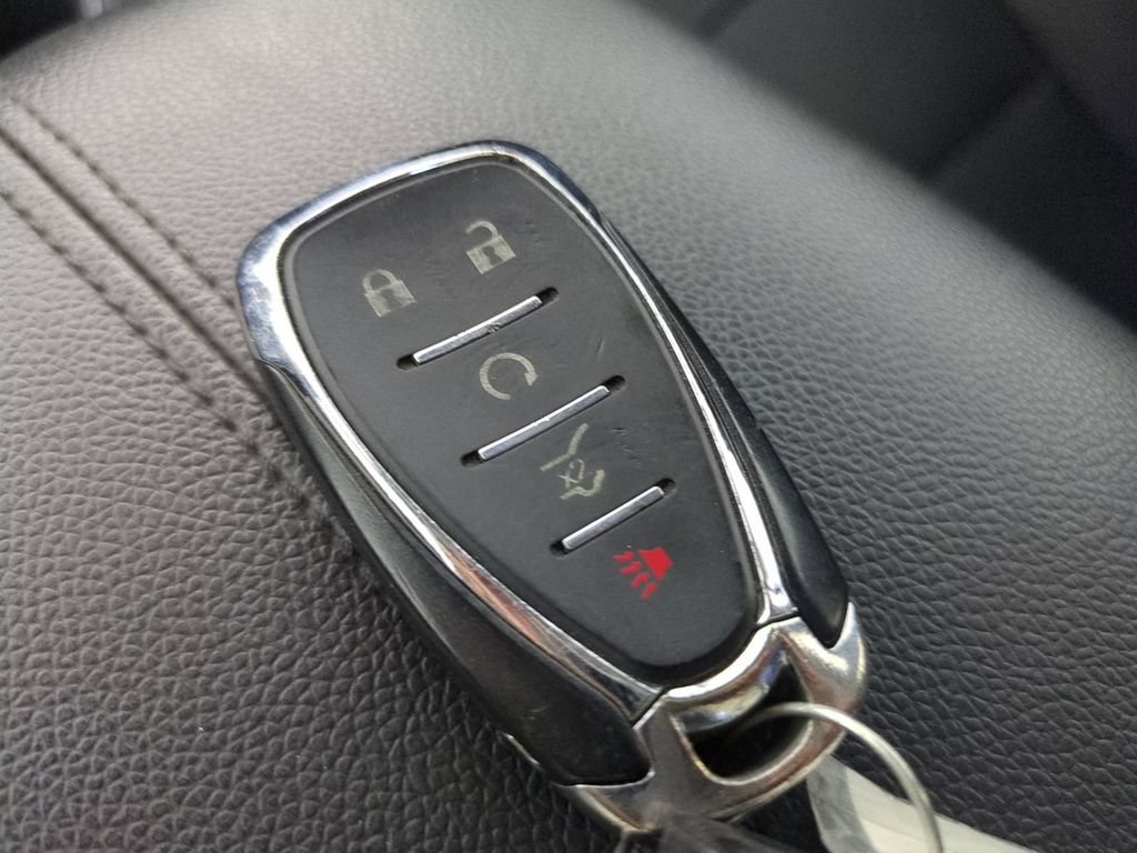 Used 2018 Chevrolet Equinox Premier FWD image 39