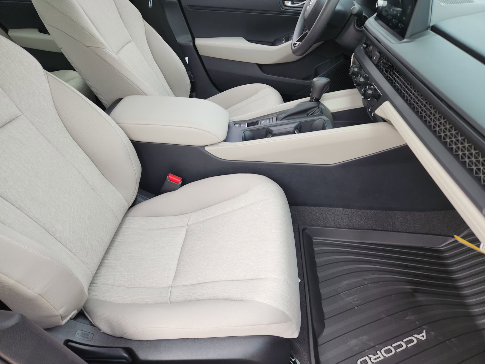 New 2026 Honda Accord LX image 13