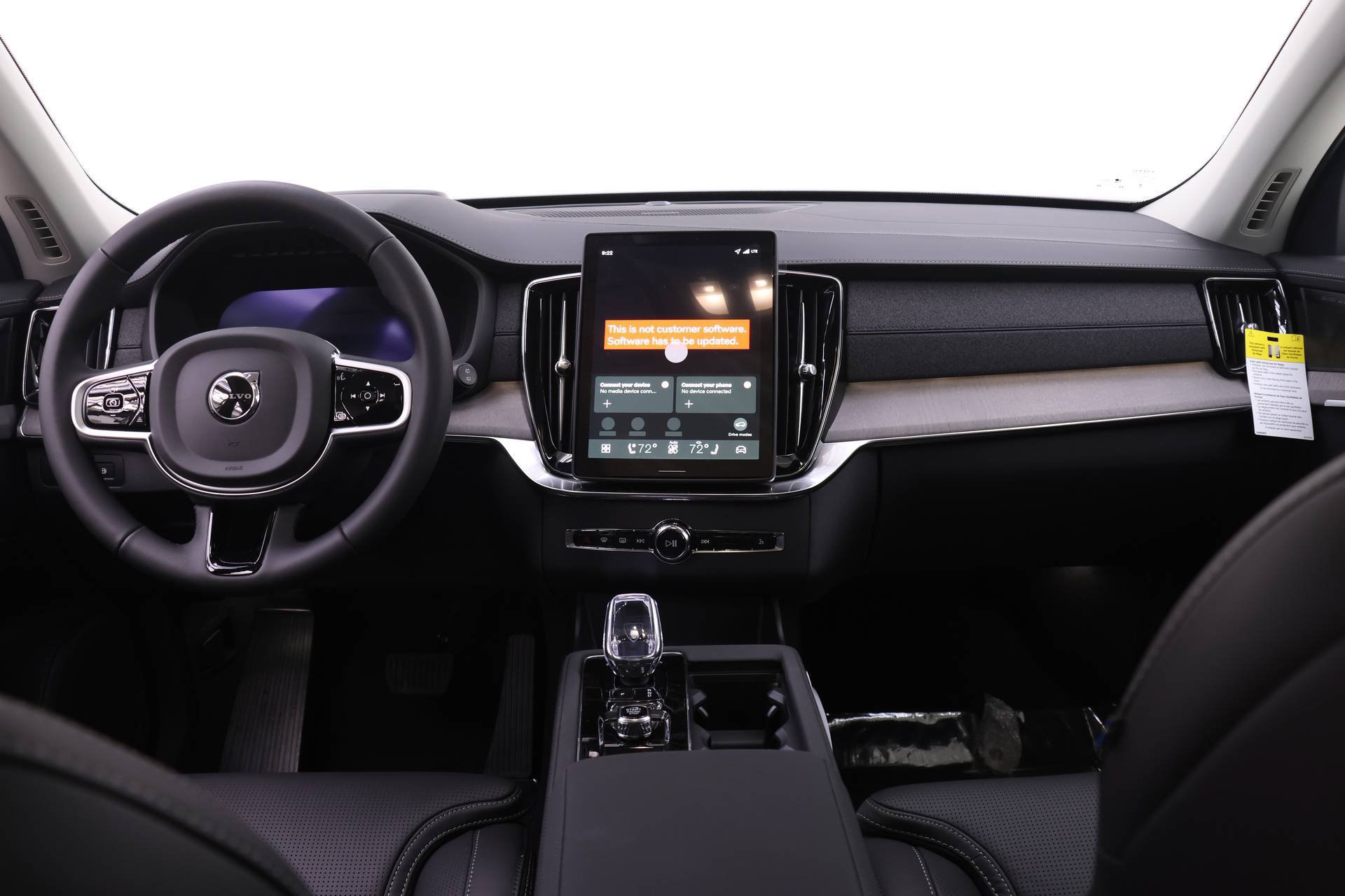 New 2026 Volvo XC90 T8 Ultra w/ Protection Package Premier AWD/4WD image 8