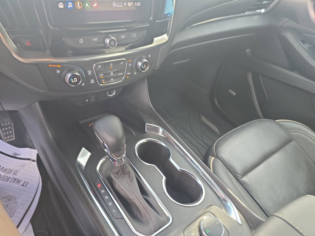 Used 2023 Chevrolet Traverse Premier w/ Redline Edition image 10