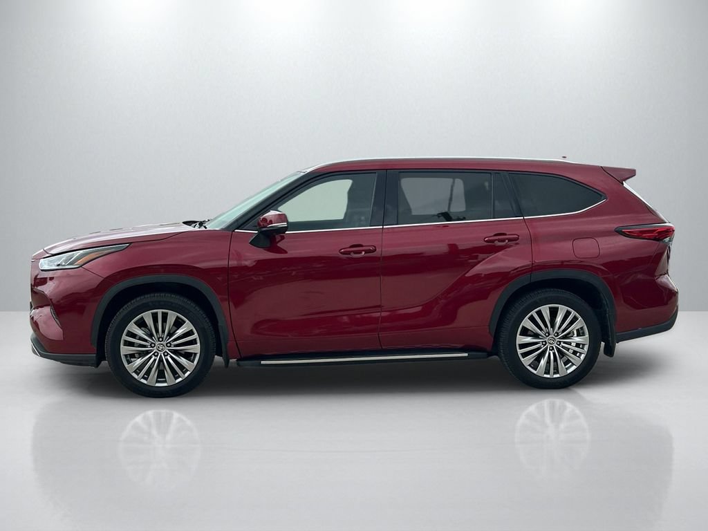 Used 2023 Toyota Highlander Platinum FWD image 8