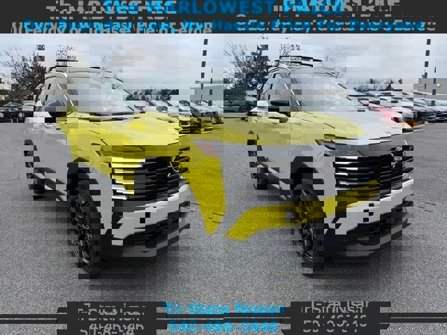 New 2025 Nissan Kicks SR