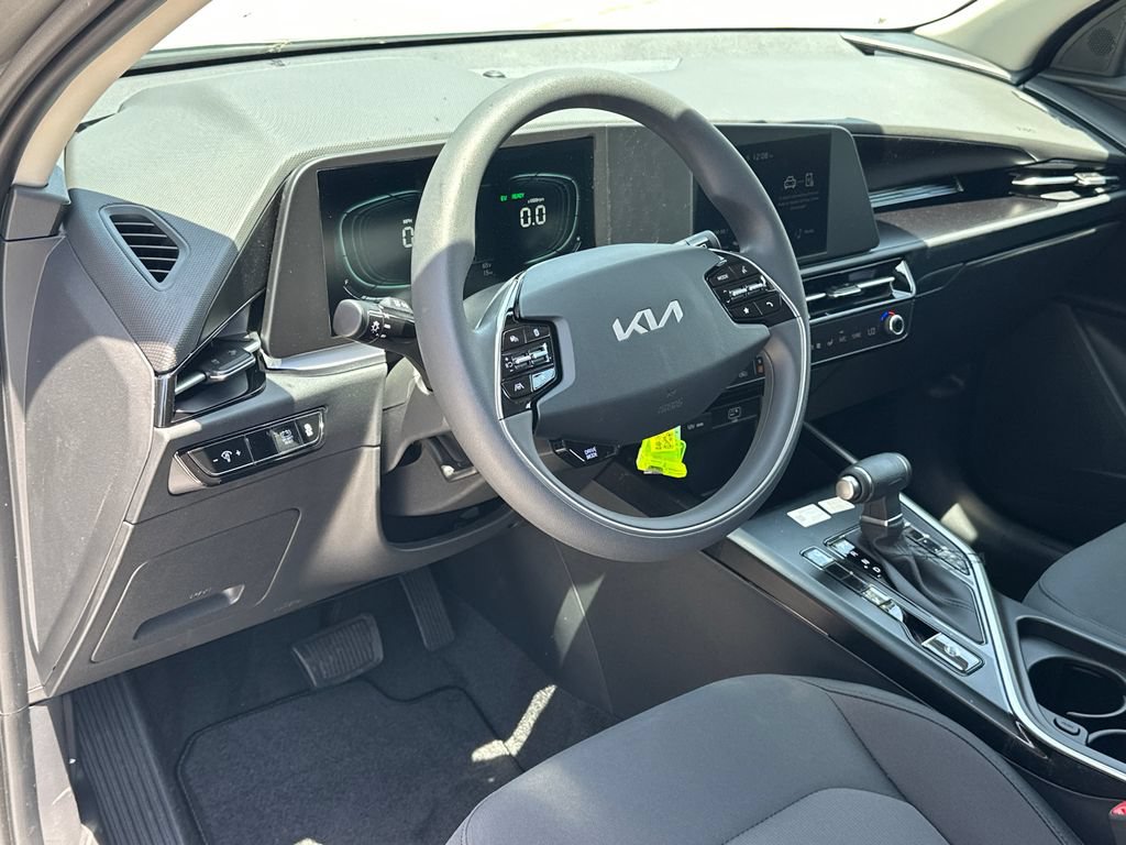 New 2026 Kia Niro LX FWD image 16