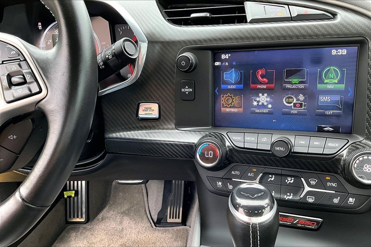 Used 2019 Chevrolet Corvette Z06 RWD image 14