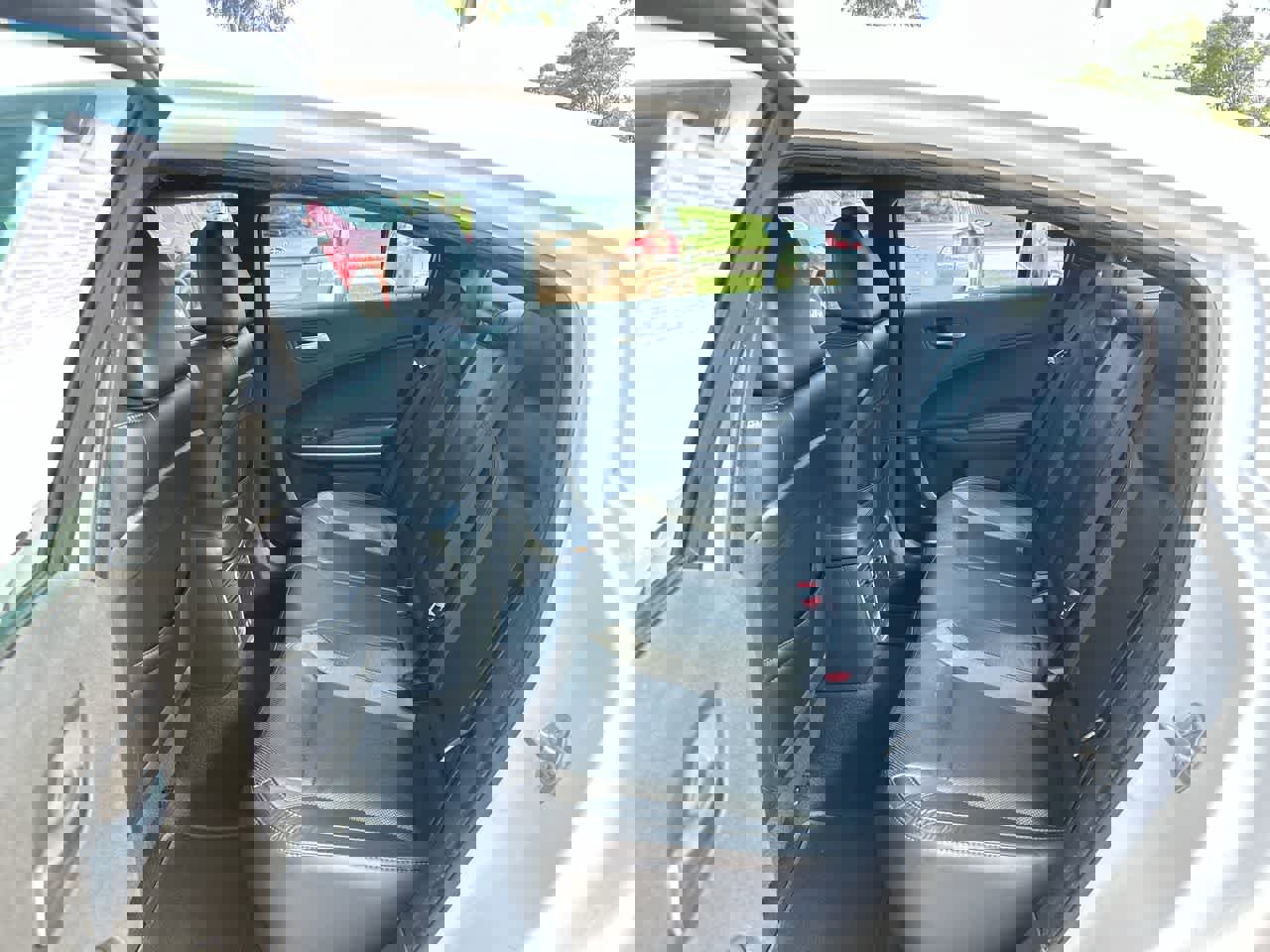 Used 2020 Dodge Charger SXT w/ Leather Interior Group image 25