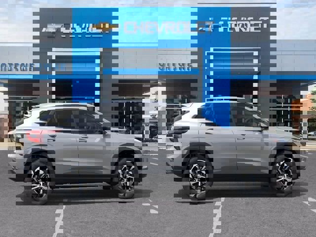 New 2026 Chevrolet Trax RS w/ Sunroof Package FWD image 5