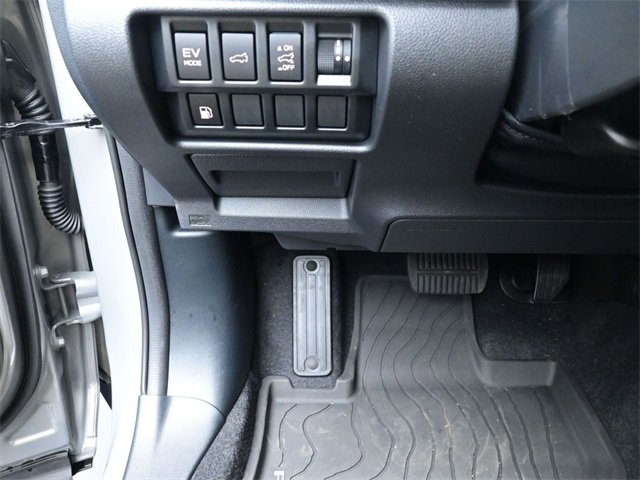 Used 2025 Subaru Forester Touring w/ Touring Package image 16