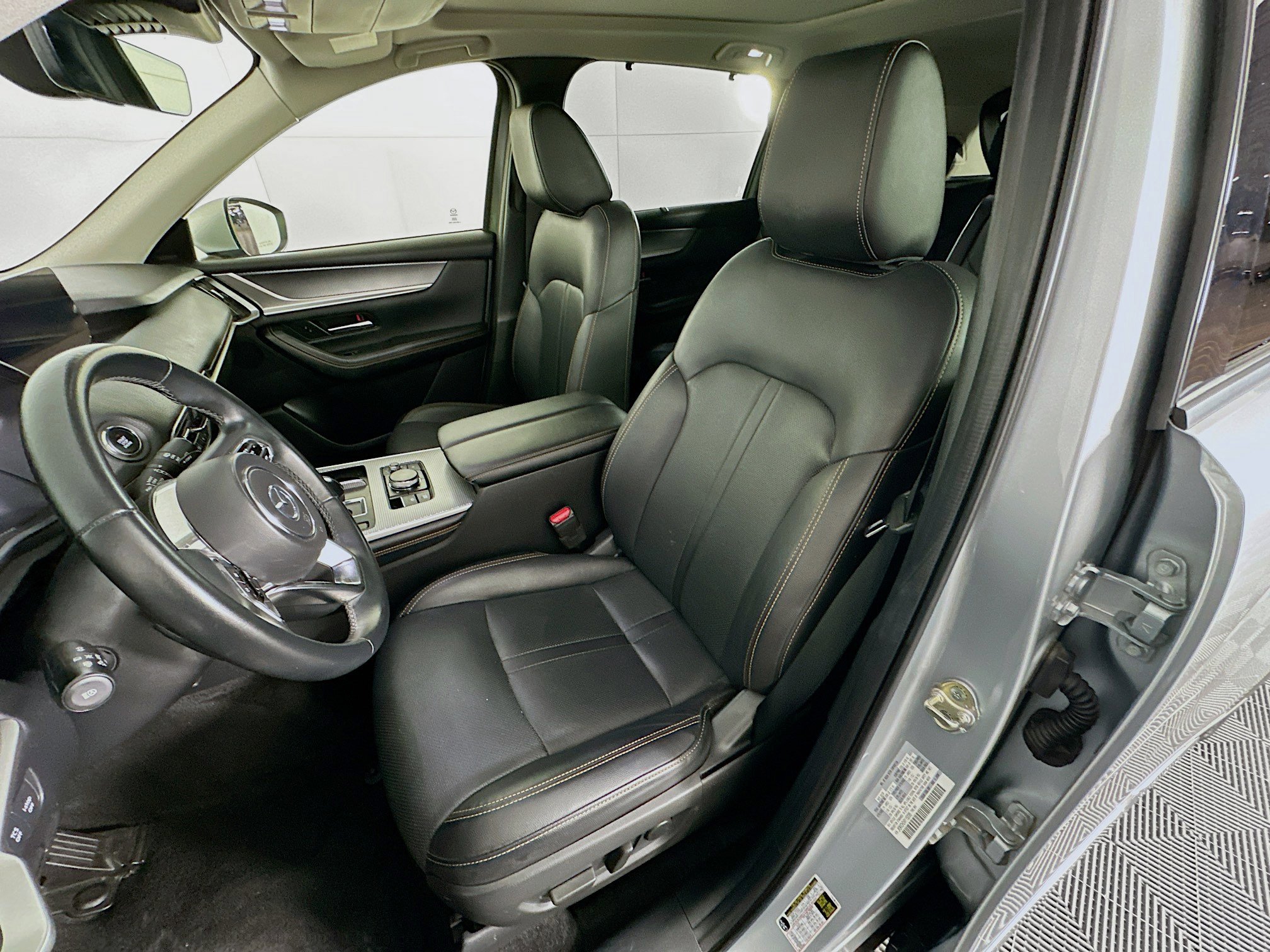 Used 2024 MAZDA CX-90 3.3 Turbo w/ Premium Package image 13