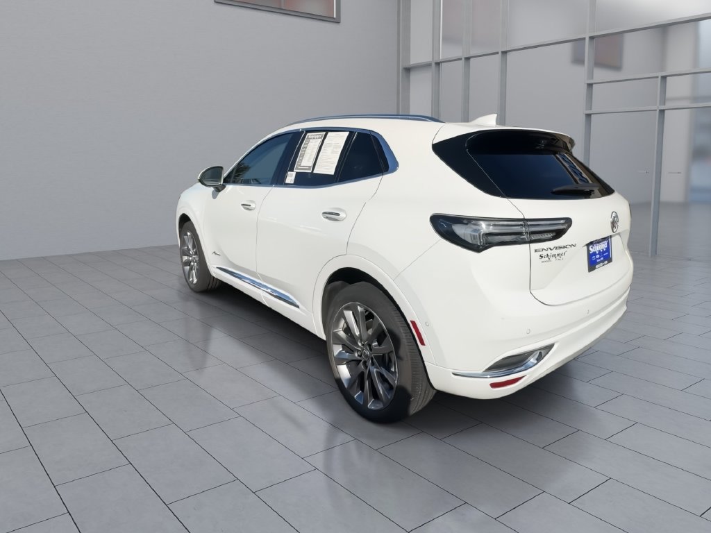 Used 2022 Buick Envision Avenir w/ Technology Package II FWD image 6