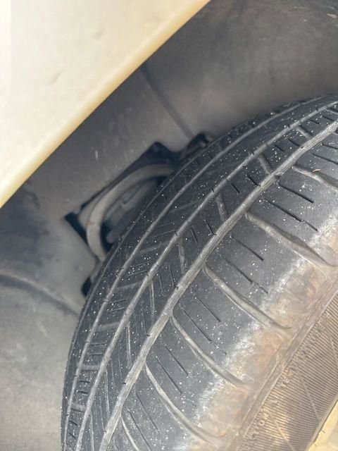 Used 2017 GMC Yukon SLE w/ SLE Value Package image 26