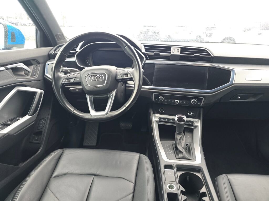 Used 2023 Audi Q3 2.0T Premium image 11