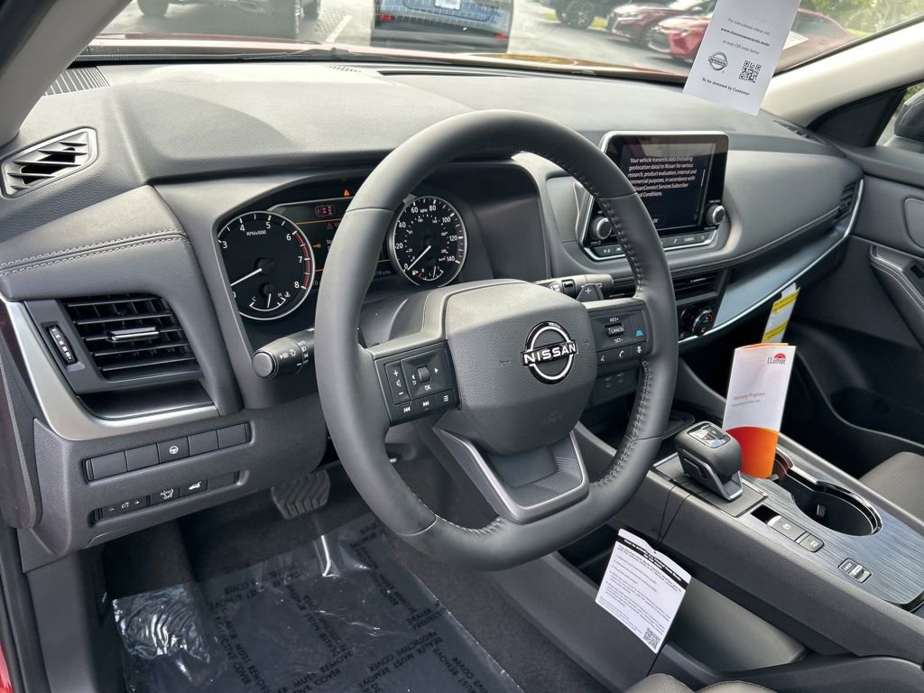 Used 2026 Nissan Rogue SV FWD image 23