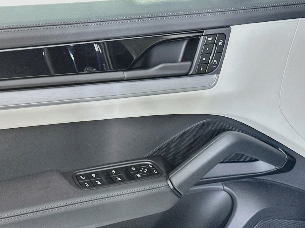 New 2026 Porsche Cayenne AWD/4WD image 20
