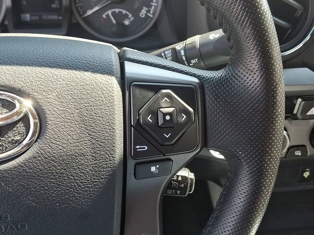 Used 2016 Toyota Tacoma TRD Off-Road w/ Towing Package AWD/4WD image 20