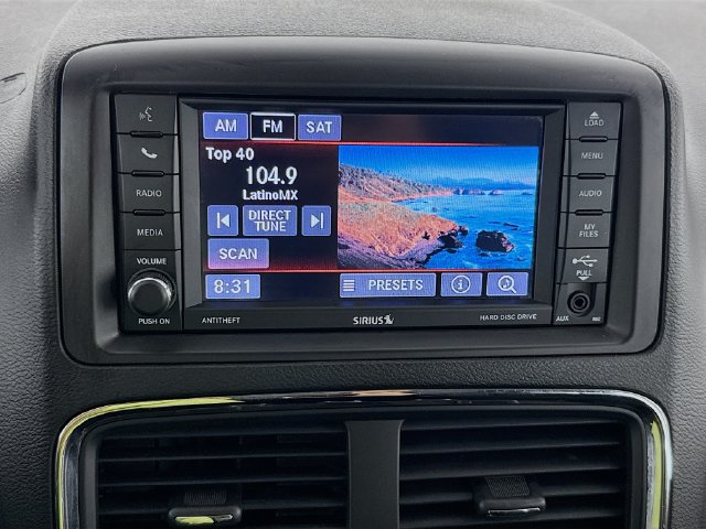 Used 2018 Dodge Grand Caravan SE w/ UConnect Hands-Free Group FWD image 15